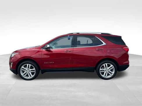 Used 2021 Chevrolet Equinox Premier AWD/4WD image 2