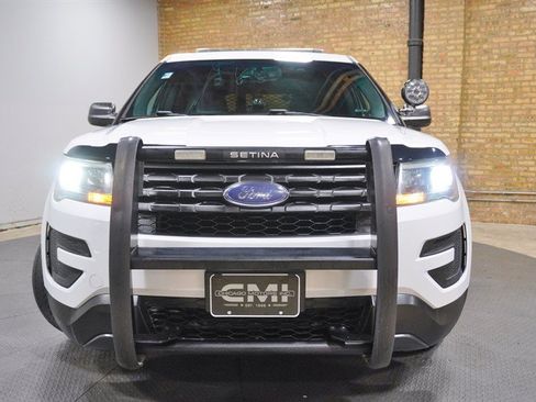 Used 2017 Ford Explorer 4WD Police Interceptor image 3