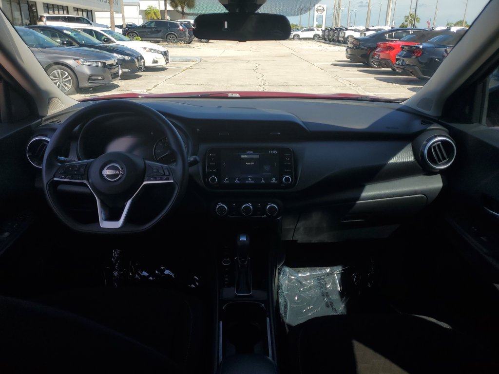 Used 2023 Nissan Kicks SV FWD image 21