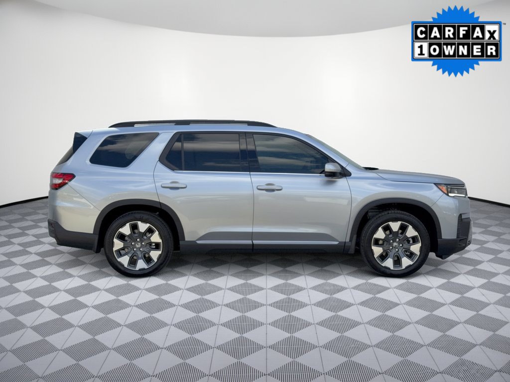 Used 2026 Honda Pilot Touring image 8