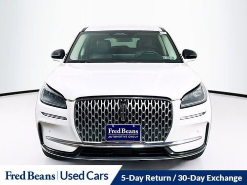 Used 2023 Lincoln Corsair AWD w/ Equipment Group 101A image 2