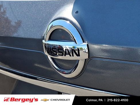 Used 2017 Nissan Rogue S w/ S Appearance Package AWD/4WD image 32