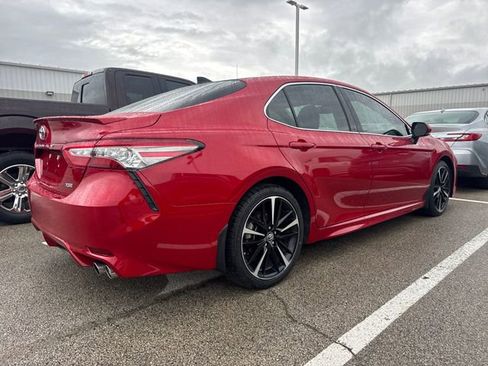 Used 2019 Toyota Camry XSE FWD image 4