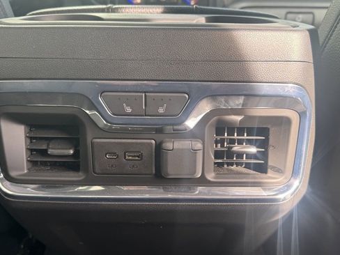 Used 2021 GMC Sierra 3500 Denali w/ Denali Ultimate Package image 13