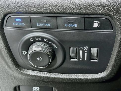 Used 2024 Jeep Grand Cherokee Limited 4xe AWD/4WD image 26