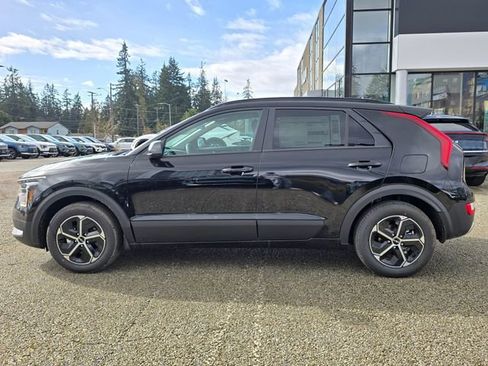 New 2026 Kia Niro LX image 2