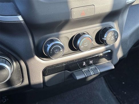 Used 2020 RAM 1500 Big Horn image 27