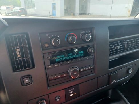 Used 2024 Chevrolet Express 2500 w/ Driver Convenience Package RWD image 10