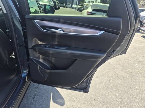 Used 2019 Cadillac XT5 Luxury FWD image 25