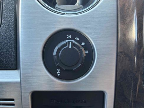 Used 2014 Ford F150 Platinum AWD/4WD image 31