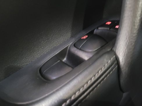 Used 2019 Nissan Rogue SV FWD image 27