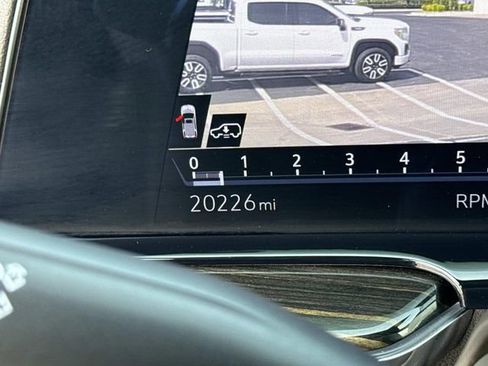 Used 2024 Cadillac Escalade Sport w/ Touring Package AWD/4WD image 33