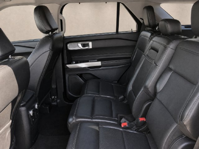 Used 2023 Ford Explorer Limited RWD image 11