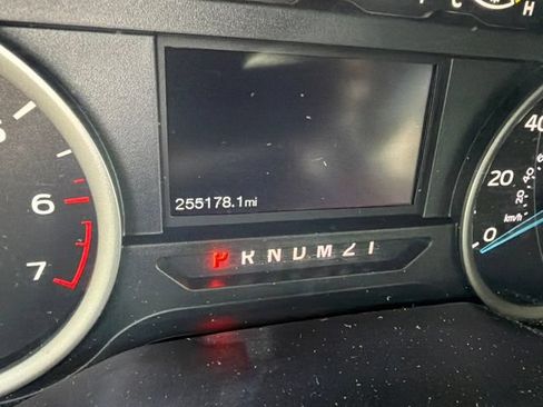 Used 2015 Ford F150 XLT w/ Equipment Group 302A Luxury AWD/4WD image 6