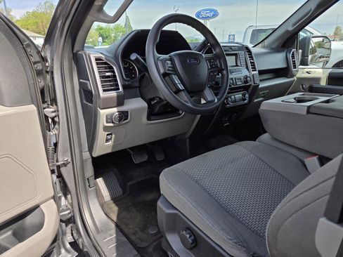 Used 2015 Ford F150 XLT RWD image 11
