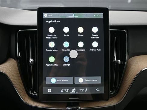 New 2026 Volvo XC60 B5 Plus w/ Protection Package Premier image 20