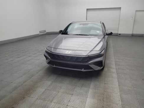 Used 2025 Hyundai Elantra Sport FWD image 15