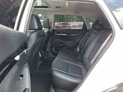Used 2024 Kia Seltos EX AWD/4WD image 10