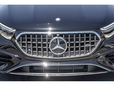 New 2026 Mercedes-Benz E 53 AMG e 4MATIC Sedan image 7