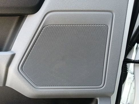 New 2026 Ford F250 XL w/ XL Chrome Package image 13