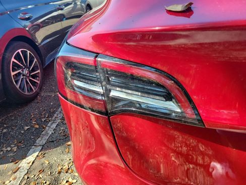 Used 2023 Tesla Model 3 Standard Range image 11