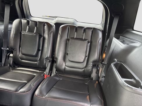 Used 2018 Ford Explorer Sport w/ Equipment Group 401A AWD/4WD image 21