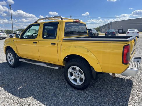 Used 2004 Nissan Frontier LE RWD image 4