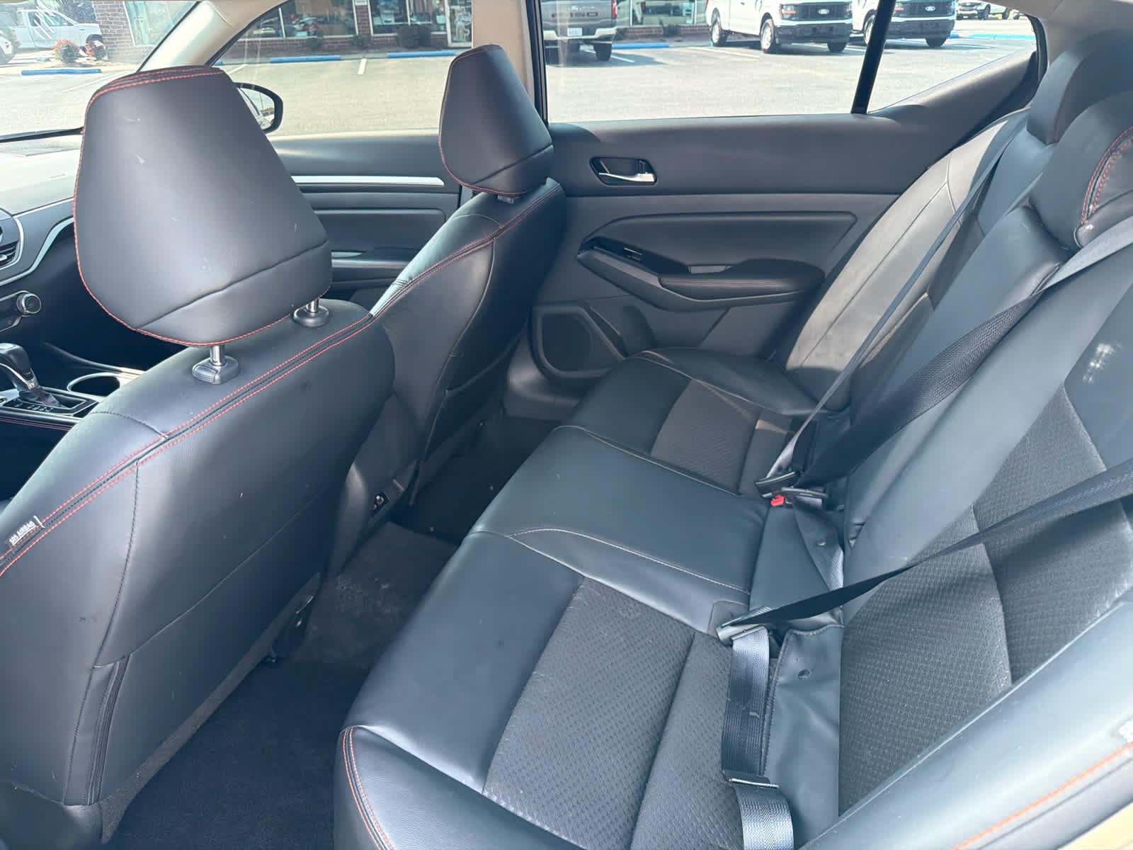 Used 2025 Nissan Altima 2.5 SR AWD/4WD image 12