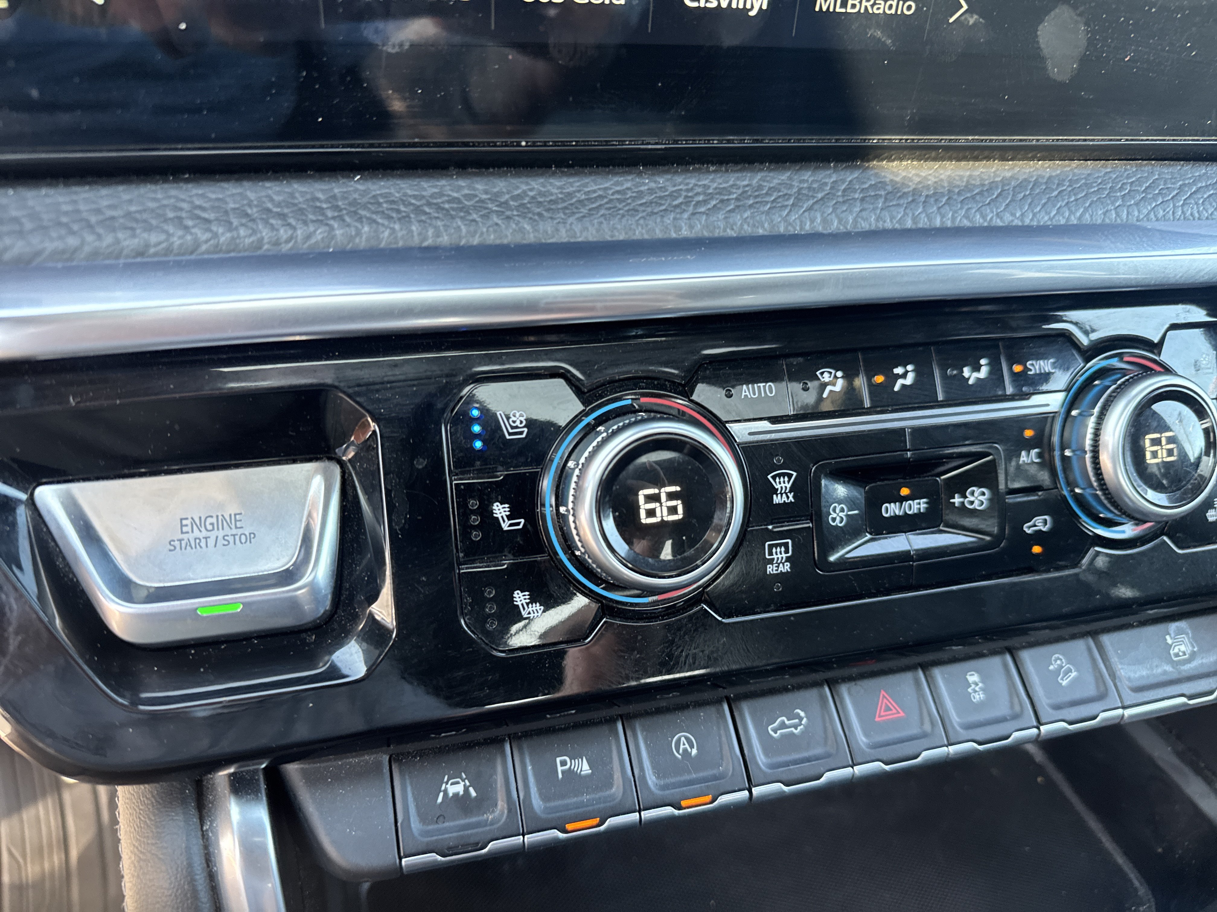 Used 2023 GMC Sierra 1500 Denali AWD/4WD image 27