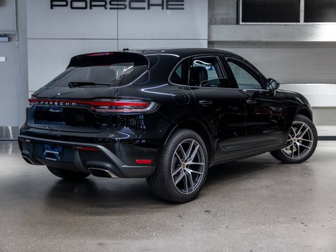 Certified 2024 Porsche Macan w/ Premium Plus Package AWD/4WD image 8