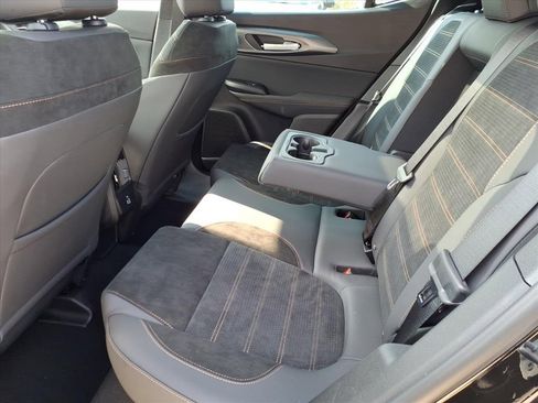 New 2025 Alfa Romeo Tonale Intensa image 11