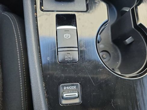 Used 2024 Nissan Rogue SV image 29