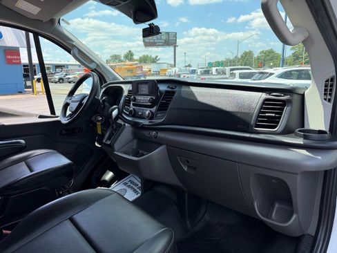 Used 2020 Ford Transit 250 Low Roof RWD image 19