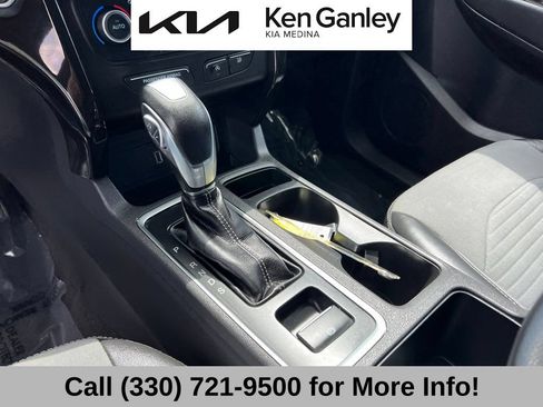 Used 2019 Ford Escape SE FWD image 32