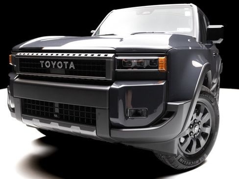 Used 2026 Toyota Land Cruiser w/ Premium Package AWD/4WD image 19