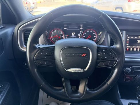 Used 2020 Dodge Charger SXT w/ Blacktop Package image 12