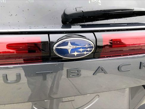 Certified 2026 Subaru Outback Premium AWD/4WD image 31