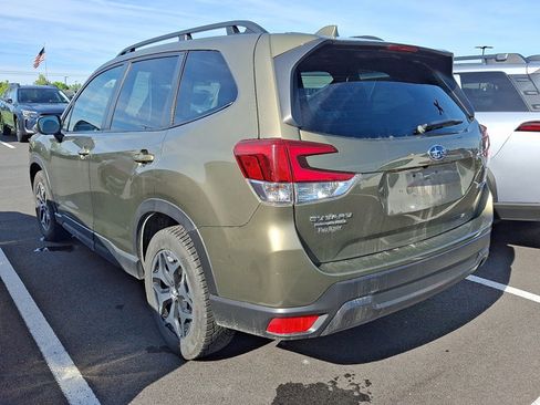 Certified 2023 Subaru Forester Premium AWD/4WD image 4