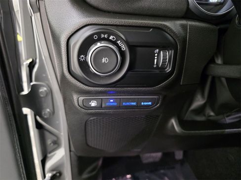 Used 2023 Jeep Wrangler Sahara w/ Safety Group image 29