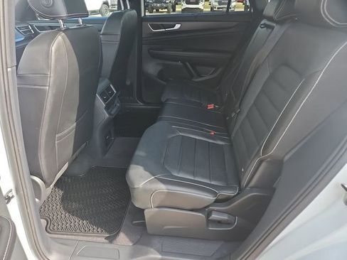 Used 2024 Volkswagen Atlas Cross Sport SEL R-Line image 25