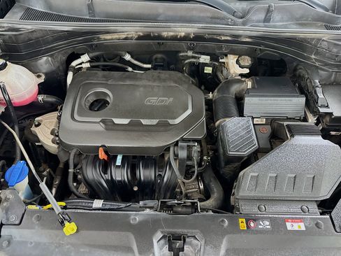 Used 2021 Kia Sportage LX image 10