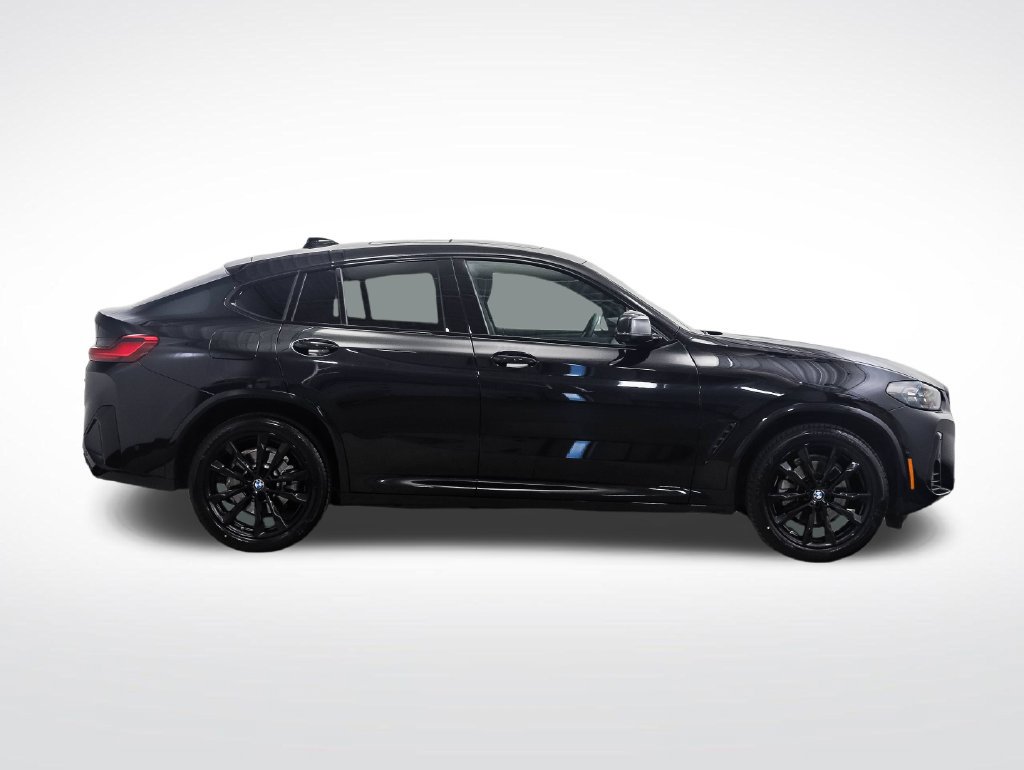 Certified 2024 BMW X4 xDrive30i w/ Premium Package AWD/4WD image 6