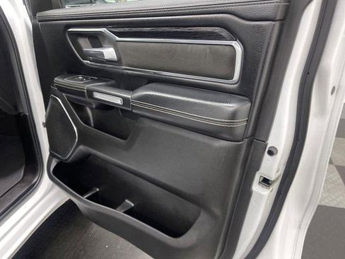 Used 2024 RAM 1500 Laramie AWD/4WD image 17