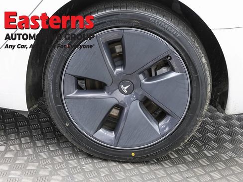Used 2023 Tesla Model 3 Standard Range RWD image 27