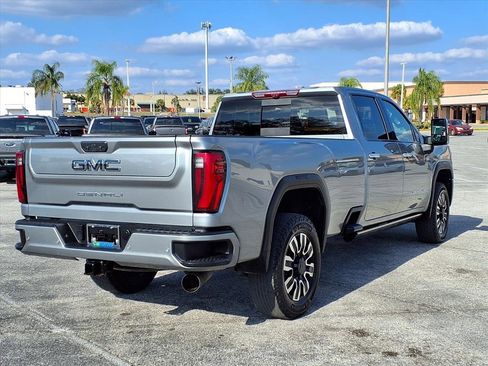 Used 2024 GMC Sierra 2500 Denali Ultimate image 7