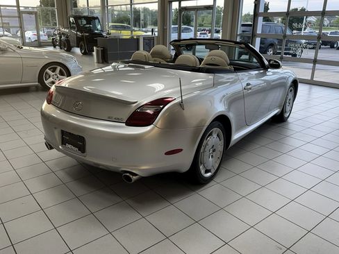 Used 2007 Lexus SC 430 Convertible RWD image 11