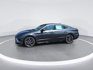 Certified 2025 Hyundai Sonata SEL video 4