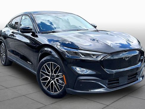 Certified 2025 Ford Mustang Mach-E Premium RWD image 2