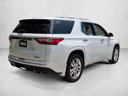 Used 2021 Chevrolet Traverse High Country FWD image 5