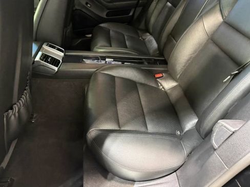 Used 2014 Porsche Panamera image 23